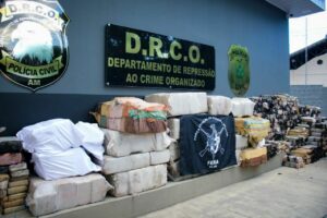 Imagem da notícia - PC-AM deflagra Operação Refino, desarticula organização criminosa e apreende duas toneladas de cocaína e skunk