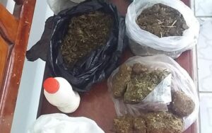 Imagem da notícia - Em Guajará, Polícia Militar detém dois homens com substâncias entorpecentes