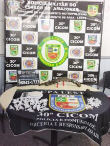 Imagem da notícia - Polícia Militar prende homem com arma de fogo e drogas no Jorge Teixeira