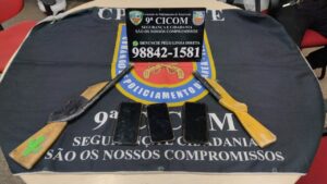 Imagem da notícia - PMAM resgata dois carros e duas armas de fogo falsas em uma residência no São José