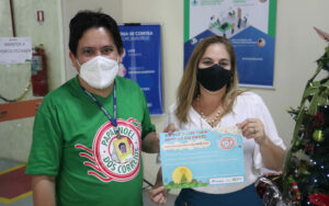 Imagem da notícia - Servidores do Detran-AM presenteiam crianças em Campanha de Natal dos Correios