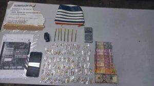 Imagem da notícia - No Centro da capital, Polícia Militar detém homem com drogas