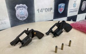 Imagem da notícia - Cidade Mais Segura: homem é preso com armas e drogas no bairro Zumbi dos Palmares