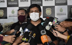 Imagem da notícia - PC-AM efetua prisão preventiva de homem por homicídio ocorrido em 2004, no Colônia Santo Antônio