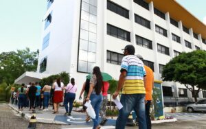 Imagem da notícia - Concurso público da SSP-AM é realizado para 16.337 candidatos a 150 vagas