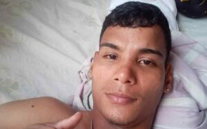 Imagem da notícia - PC-AM solicita apoio na divulgação da imagem de jovem que desapareceu no bairro Colônia Antônio Aleixo