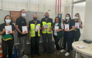 Imagem da notícia - Servidores da SSP-AM realizam panfletagem em alusão ao Março Lilás e Amarelo