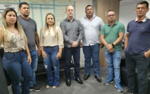 Imagem da notícia - Secretário da SSP-AM recebe prefeito de Japurá