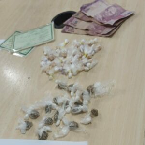 Imagem da notícia - PMAM efetua prisões por tráfico de drogas e porte ilegal de arma de fogo nas últimas 24 horas