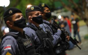 Durante patrulhamentos realizados no fim de semana, PMAM prendeu 45 pessoas no estado