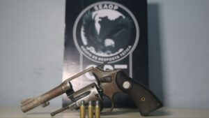 Imagem da notícia - Cidade Mais Segura: Seaop prende foragido da Justiça com arma de fogo na zona leste de Manaus