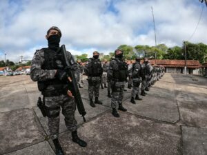 Mais de 30 pessoas foram presas no fim de semana durante os patrulhamentos da Polícia Militar em Manaus