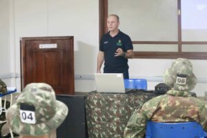 Imagem da notícia - SSP-AM apresenta sistema de Segurança Pública do Amazonas para militares do Curso de Operações na Selva, do Exército