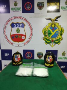 Homem é preso com drogas presas ao corpo em embarcação no município de Coari