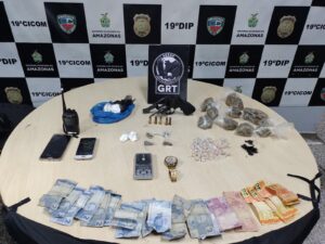 Imagem da notícia - Cidade Mais Segura: agentes da SSP-AM prendem homem com arma e drogas durante operação no bairro Compensa 