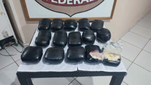 Imagem da notícia - Hórus/Fronteira Mais Segura: Agentes apreendem 19 kg de entorpecentes em Santo Antônio do Içá