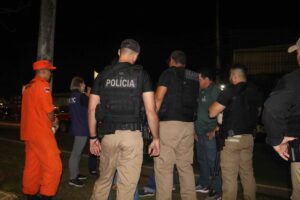 Imagem da notícia - Carnaval na Floresta: Durante CIF, homem é detido por posse de drogas e 20 autuações foram aplicadas no domingo