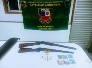 Imagem da notícia - Hórus/Fronteira Mais Segura: Homem é preso por posse irregular de arma e transporte irregular de madeira em Parintins