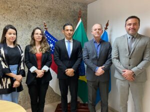 Imagem da notícia - SSP-AM recebe apoio da PF-AM no combate a crimes e prevenção no âmbito escolar