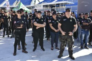 Imagem da notícia - Parintins 2023: Plataformas de Monitoramento Elevadas são instaladas na área do entorno do Bumbódromo