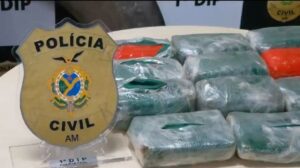 PC-AM apreende caminhão com 15 quilos de maconha do tipo skunk que seriam transportados para o estado do Pará