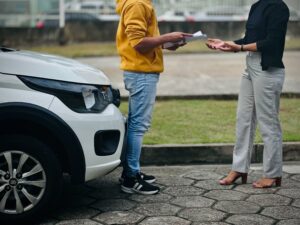 Imagem da notícia - PC-AM alerta para o Golpe do Falso Intermediário aos interessados em comprar veículos em plataformas digitais