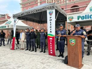 Imagem da notícia - PMAM lança Operação Natal Mais Seguro 2023 para reforçar o policiamento em áreas comerciais