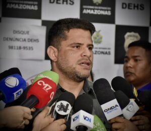 Imagem da notícia - PC-AM e PMAM prendem homem que matou a sogra e jogou o corpo da vítima dentro de um tonel