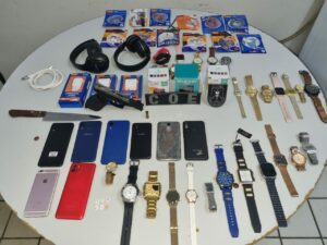 Imagem da notícia - PMAM apreende adolescentes envolvidos em assalto e tentativa de latrocínio em ônibus do transporte coletivo