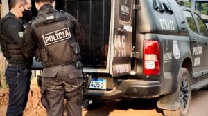 Imagem da notícia - Em Maraã, PC-AM prende professor por estupro de vulnerável praticado contra duas alunas de 10 e 11 anos 