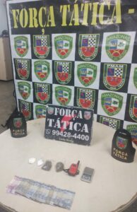 Imagem da notícia - PMAM prende dois homens e apreende porções de drogas nas zonas sul e leste