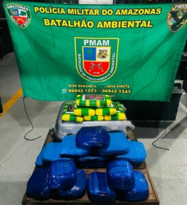 Imagem da notícia - Base Tiradentes: PMAM apreende drogas e quelônios em abordagens a embarcações, em Jutaí