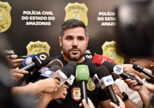 Imagem da notícia - PC-AM prende trio envolvido em roubos a transportes públicos coletivos na zona sul de Manaus 