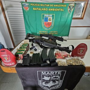 Imagem da notícia - Base Tiradentes: Forças de Segurança apreendem armas e munições em Jutaí