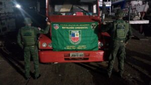 Imagem da notícia - Polícia Militar do Amazonas apreende 540 tábuas de madeira sem documentação