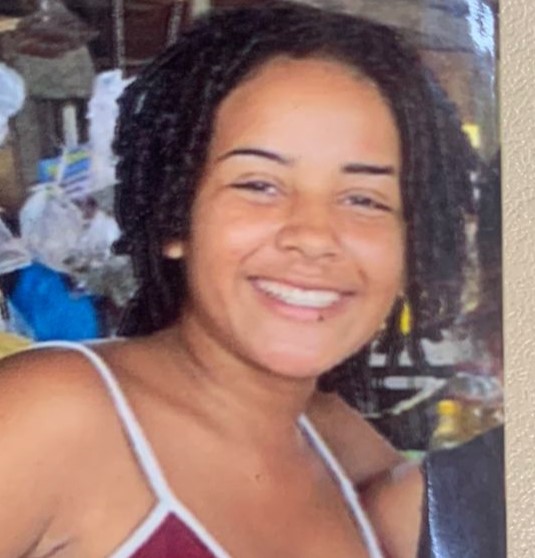 DESAPARECIDA CAROLINA PINHEIRO