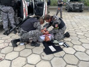 Imagem da notícia - Departamento Aéreo da SSP-AM integra curso da Rocam de atendimento aeromédico