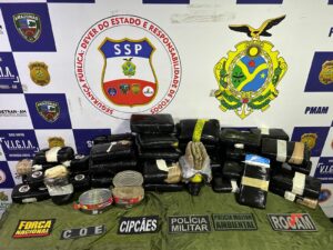 Imagem da notícia - Base Arpão 1: Forças de Segurança apreendem mais de 70 kg de drogas em embarcação