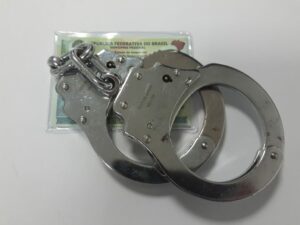 Imagem da notícia - Foragidos são identificados e presos após solicitação da Carteira de Identidade Nacional (CIN)