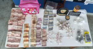 Imagem da notícia - PMAM e PC-AM prendem dois homens por tráfico de drogas no município de Canutama