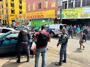 Imagem da notícia - Homem procurado por estupro é preso durante operação Choque de Ordem, no Centro de Manaus 
