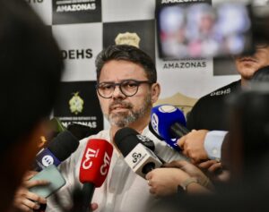 Imagem da notícia - Forças de Segurança do Amazonas e do Ceará prendem dupla foragida por homicídios ocorridos em Manaus