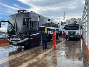 Imagem da notícia - Festival de Parintins 2024: Segurança Pública envia viaturas e POE’s que irão fortalecer do policiamento do evento 