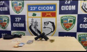 Imagem da notícia - Em ações na capital, PMAM prende três homens e apreende adolescente com armas de fogo