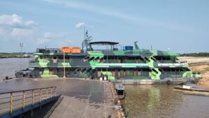 Imagem da notícia - Base Arpão 1: Polícia prende em flagrante homem suspeito de praticar estupro dentro de embarcação nas proximidades de Codajás