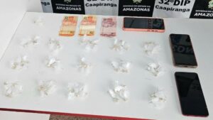 Imagem da notícia - Em Caapiranga, Polícia Militar do Amazonas prende homem com 78 trouxinhas de oxi