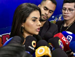 Imagem da notícia - Polícia Civil prende mulher por favorecimento a prostituição e ameaça contra as enteadas desde que elas eram crianças