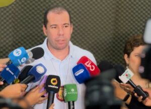 Imagem da notícia - PC-AM prende homem por abuso sexual e maus-tratos contra sua enteada e seus três filhos