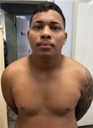 Imagem da notícia - PC-AM divulga imagem de homem procurado por esfaquear mulher durante roubo a ônibus em Manaus