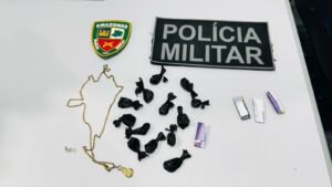 Imagem da notícia - Em Amaturá, Polícia Militar do Amazonas prende dois homens e apreende 17 porções de drogas